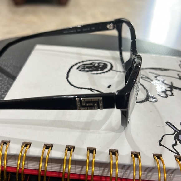 Versace “frames” - Picture 9 of 11